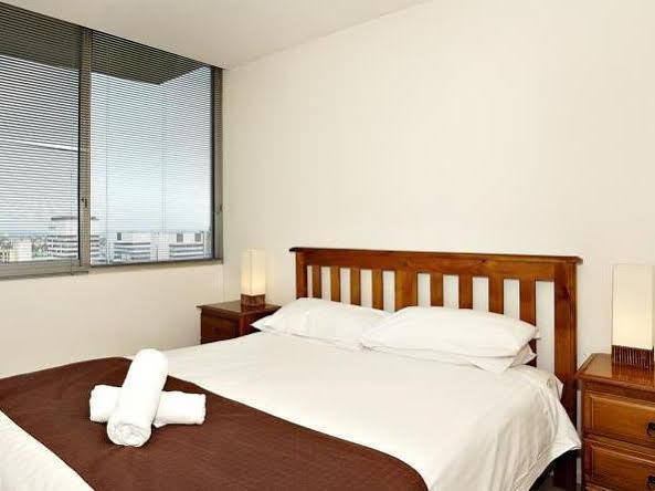 Astra Apartments Melbourne Exterior photo